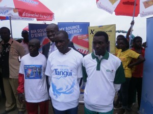 Winners of the male category, Gabsibuin (M), Bunkinyung (R) & Tiku (L)