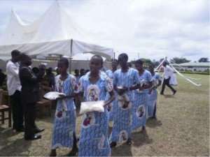 Students of Our Lady of Mount Carmel College celebrate 25th aniversary mass.